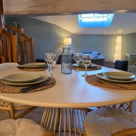 L'ecrin Historique - Duplex - Vieux Apartment *